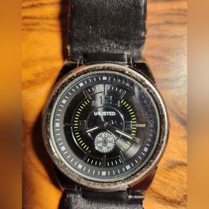Mens Unlisted oversized wristwatch